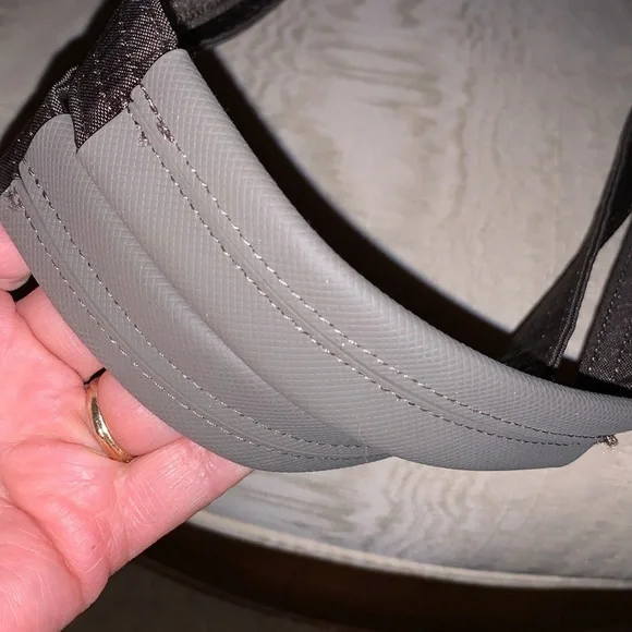 Lug Scuttle RFID Tote - Picture 3 of 12